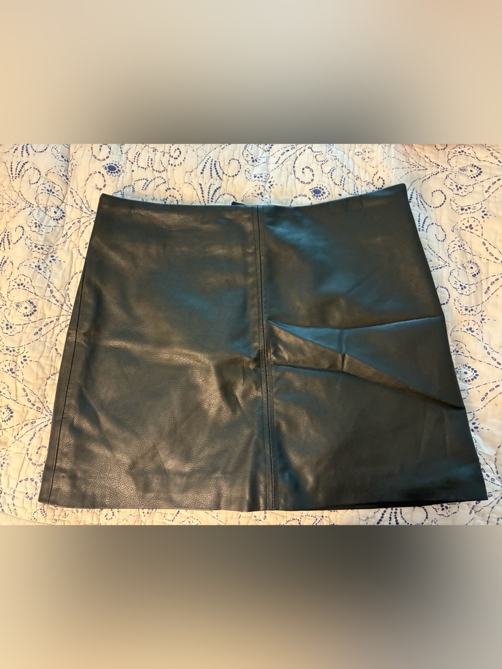H&M Black Faux Leather Mini Skirt - Smooth Finish - size 12
